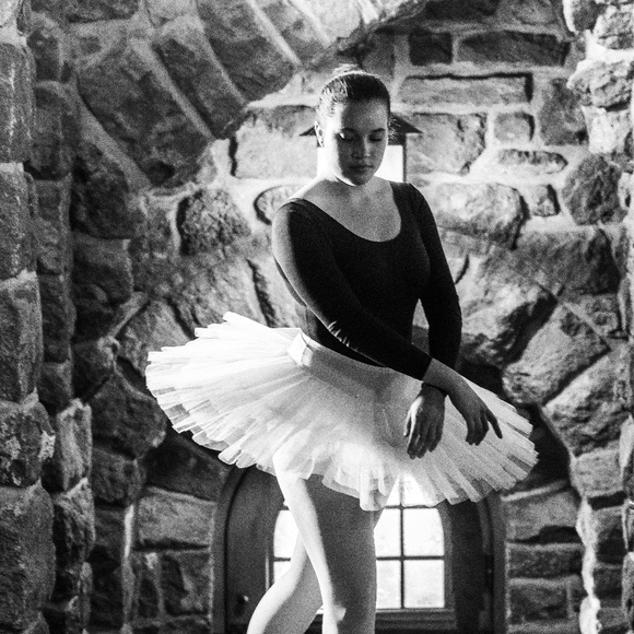 Meet your Posher, Sidney - Picture 2 of 2